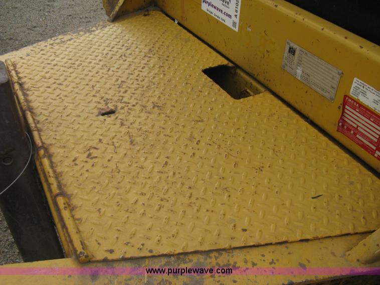 image for item A6102 2001 Trail King TKT20 tandem axle tilt bed trailer