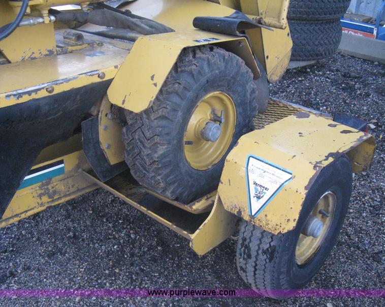 image for item A6106 Vermeer 222 stump grinder