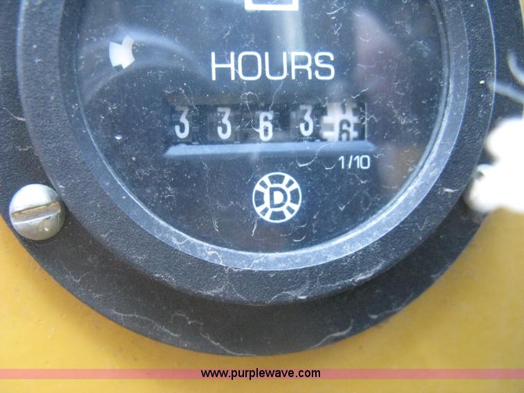 image for item A6106 Vermeer 222 stump grinder