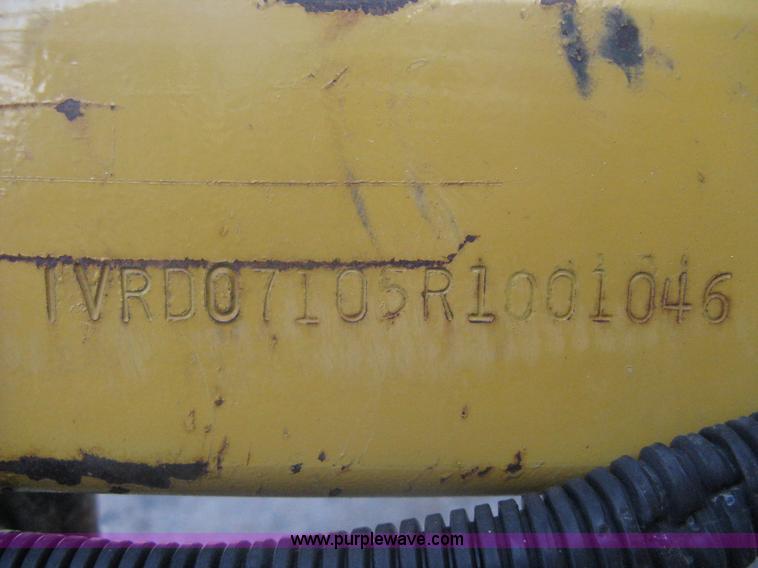 image for item A6106 Vermeer 222 stump grinder