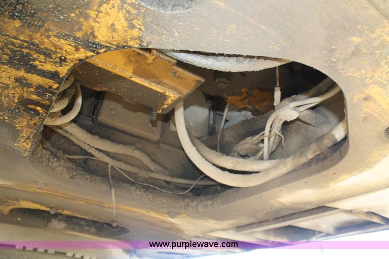 image for item A6884 1999 Caterpillar 345BL excavator