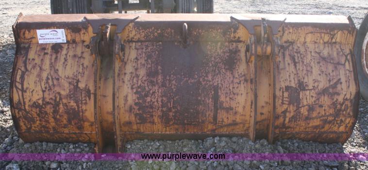 image for item A6935 84"W loader bucket