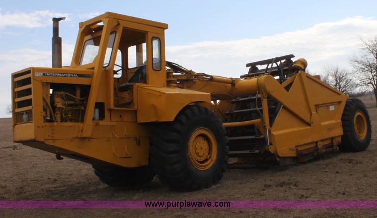 image for item A7377 International Harvester 412 paddle scraper