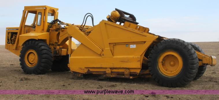 image for item A7377 International Harvester 412 paddle scraper