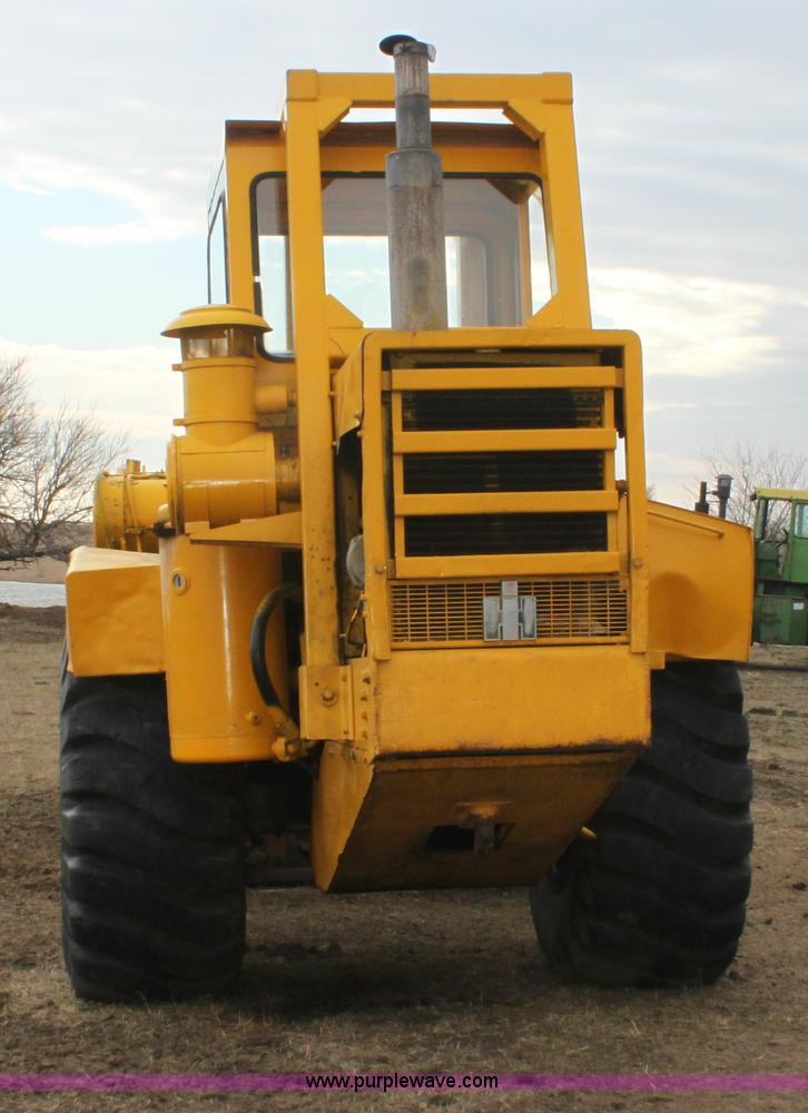 image for item A7377 International Harvester 412 paddle scraper