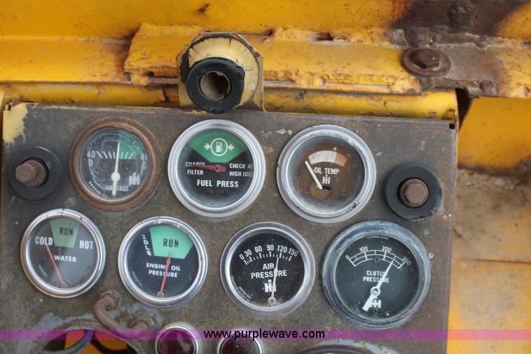 image for item A7377 International Harvester 412 paddle scraper