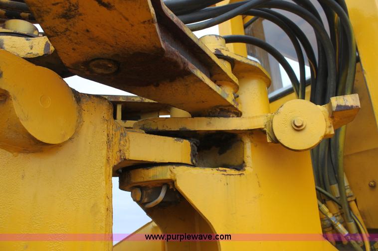 image for item A7377 International Harvester 412 paddle scraper