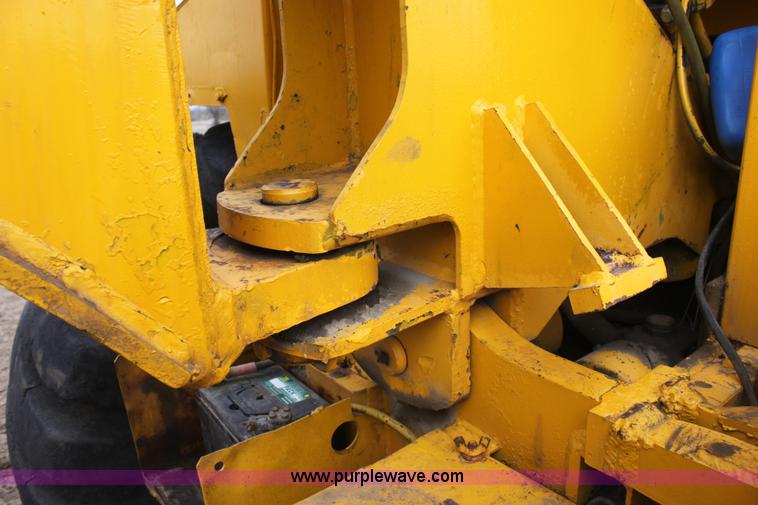 image for item A7377 International Harvester 412 paddle scraper