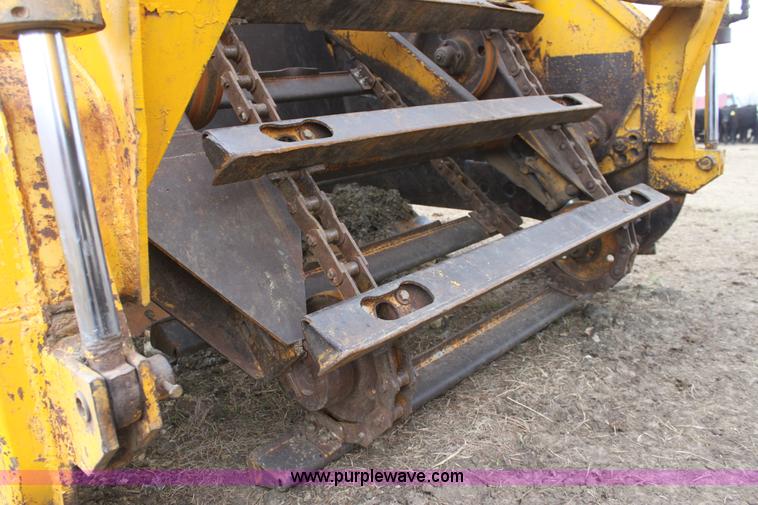 image for item A7377 International Harvester 412 paddle scraper