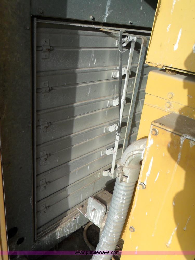 image for item B1073 Caterpillar diesel generator