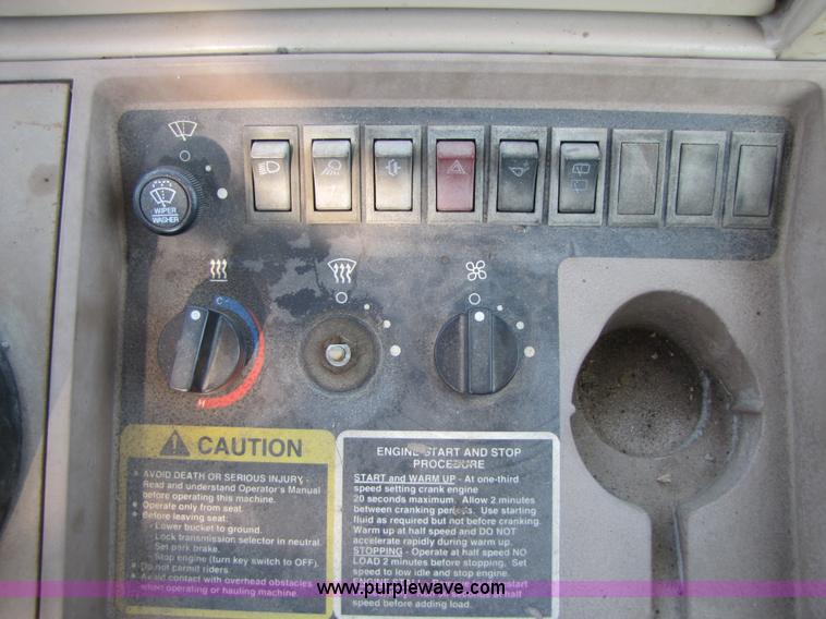 image for item B2236 1996 John Deere 544G wheel loader