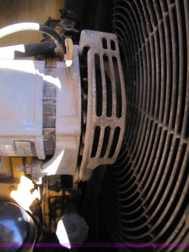 image for item B2236 1996 John Deere 544G wheel loader