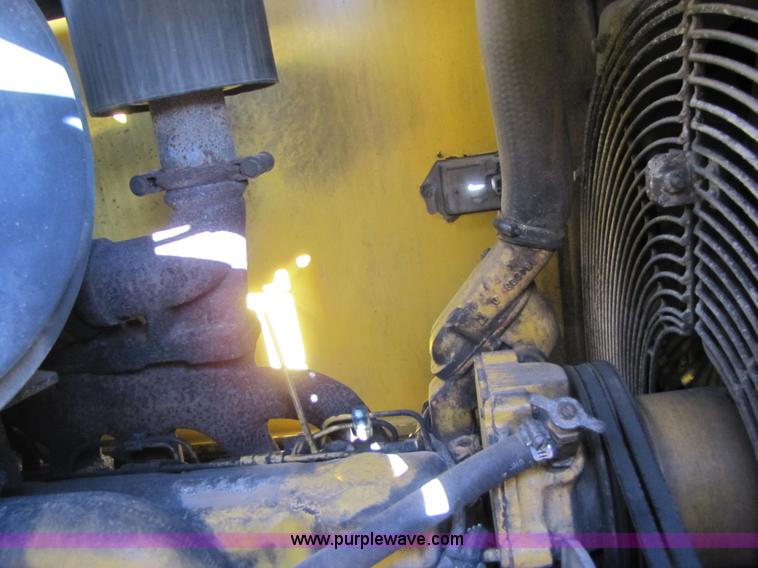 image for item B2236 1996 John Deere 544G wheel loader