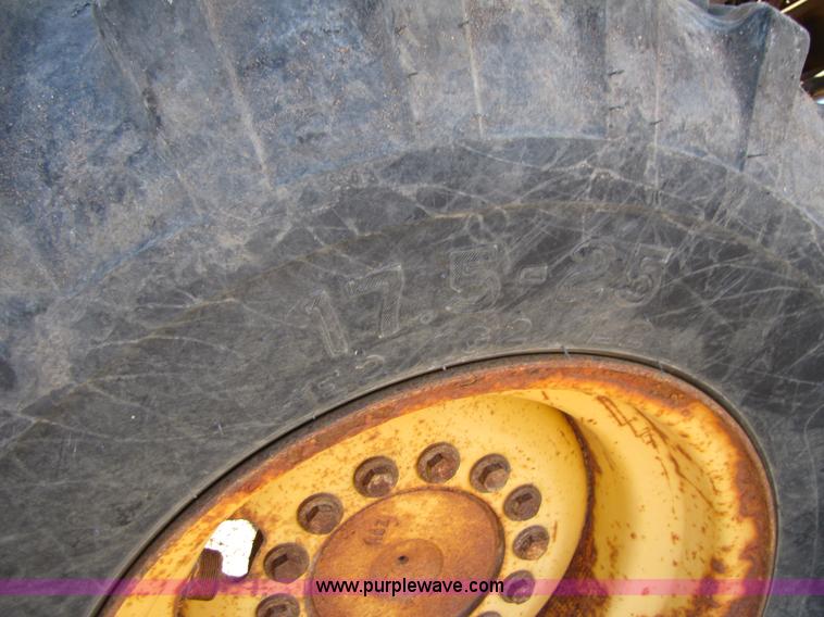 image for item B2236 1996 John Deere 544G wheel loader