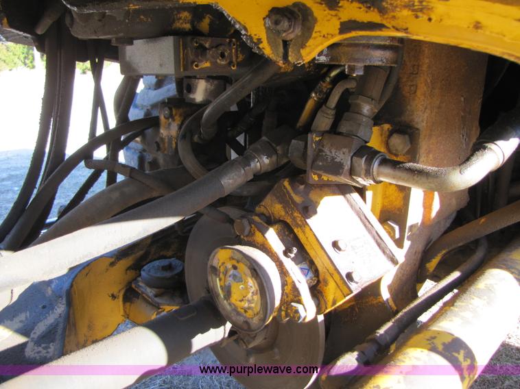 image for item B2236 1996 John Deere 544G wheel loader