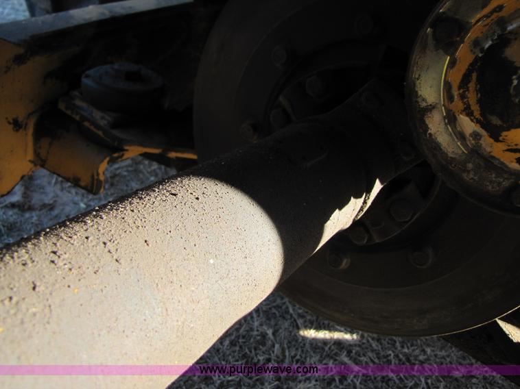 image for item B2236 1996 John Deere 544G wheel loader