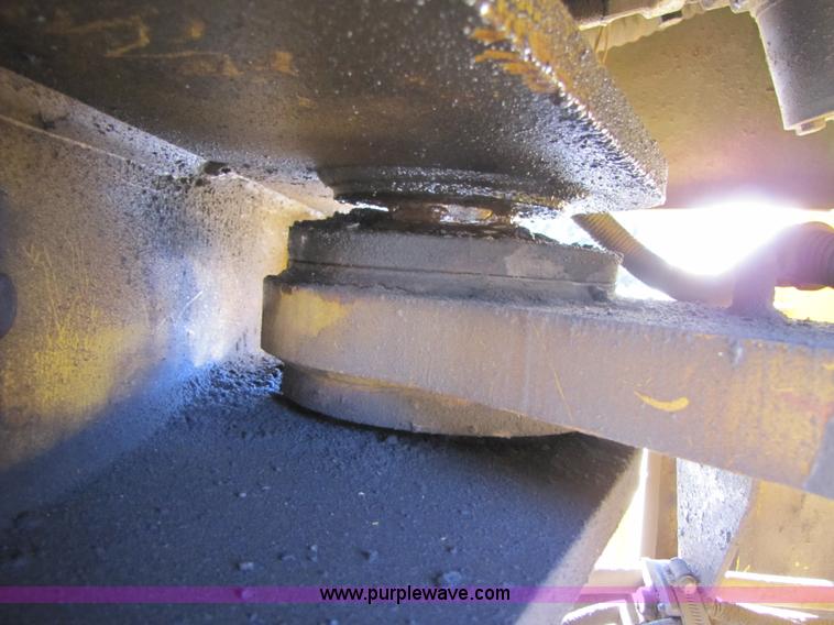 image for item B2236 1996 John Deere 544G wheel loader