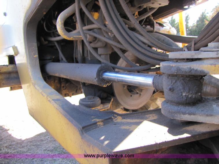 image for item B2236 1996 John Deere 544G wheel loader