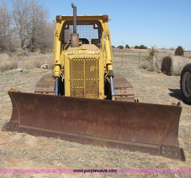 image for item B2238 1980 Caterpillar D5B dozer