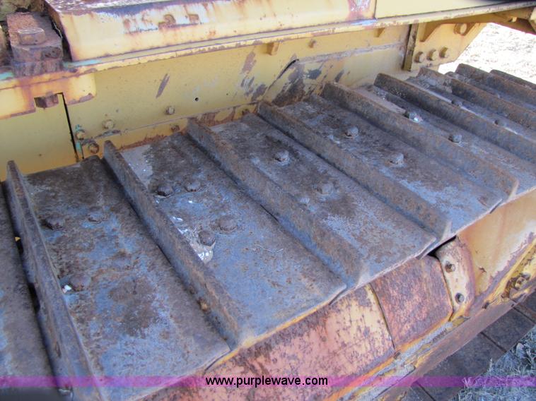 image for item B2238 1980 Caterpillar D5B dozer