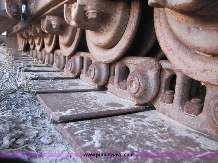 image for item B2238 1980 Caterpillar D5B dozer