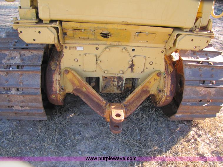 image for item B2238 1980 Caterpillar D5B dozer
