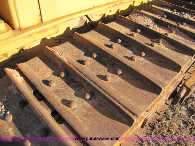 image for item B2238 1980 Caterpillar D5B dozer