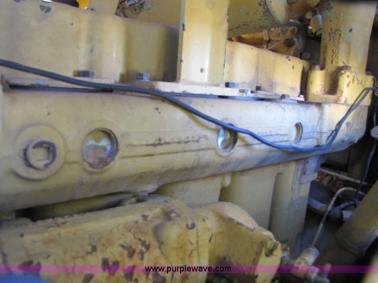 image for item B2238 1980 Caterpillar D5B dozer