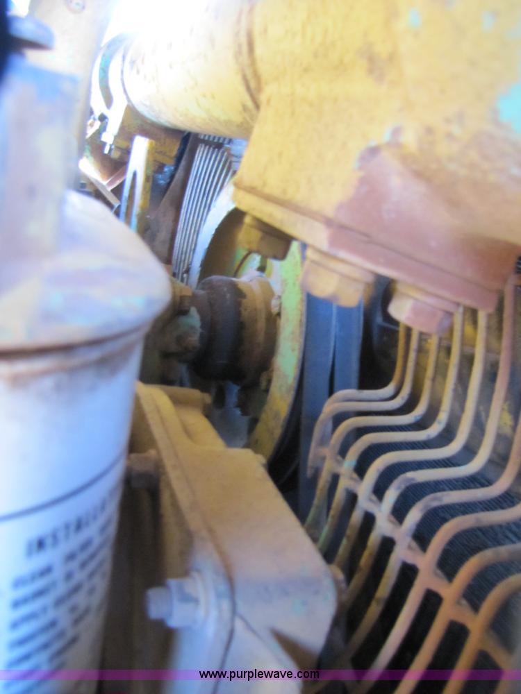 image for item B2238 1980 Caterpillar D5B dozer