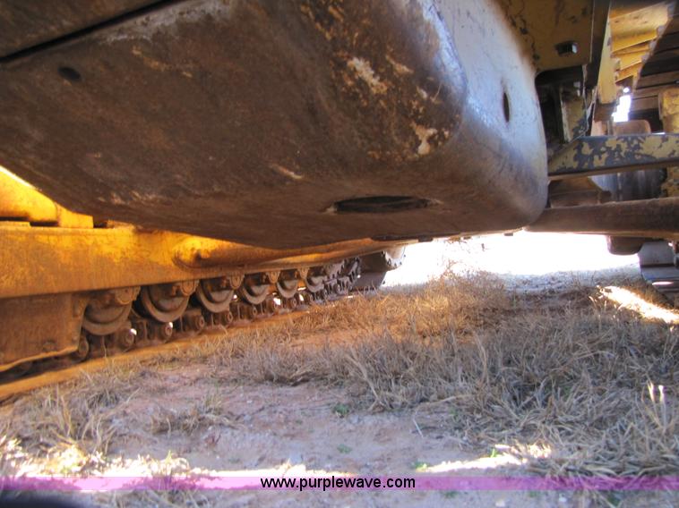 image for item B2238 1980 Caterpillar D5B dozer