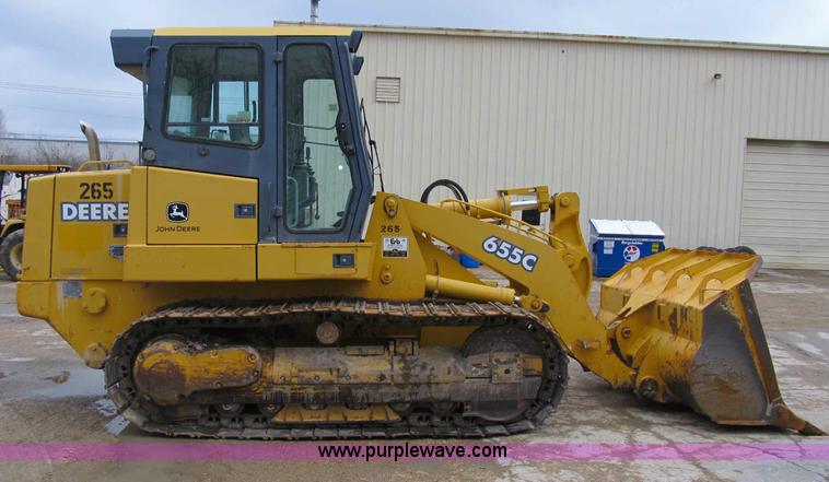 image for item B2619 2000 John Deere 655C track loader