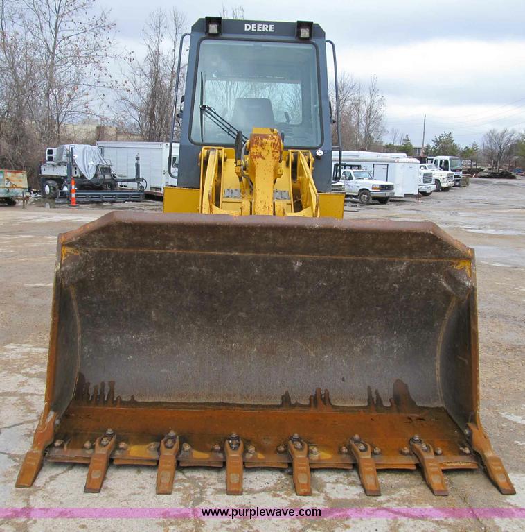 image for item B2619 2000 John Deere 655C track loader