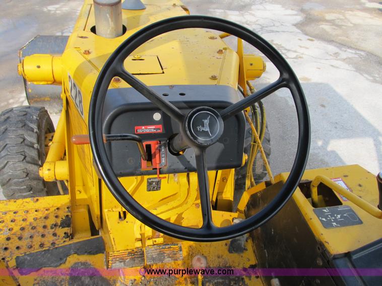 image for item B2622 1989 John Deere 210C landscape loader