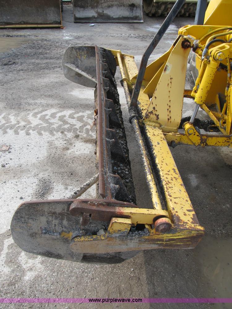 image for item B2622 1989 John Deere 210C landscape loader