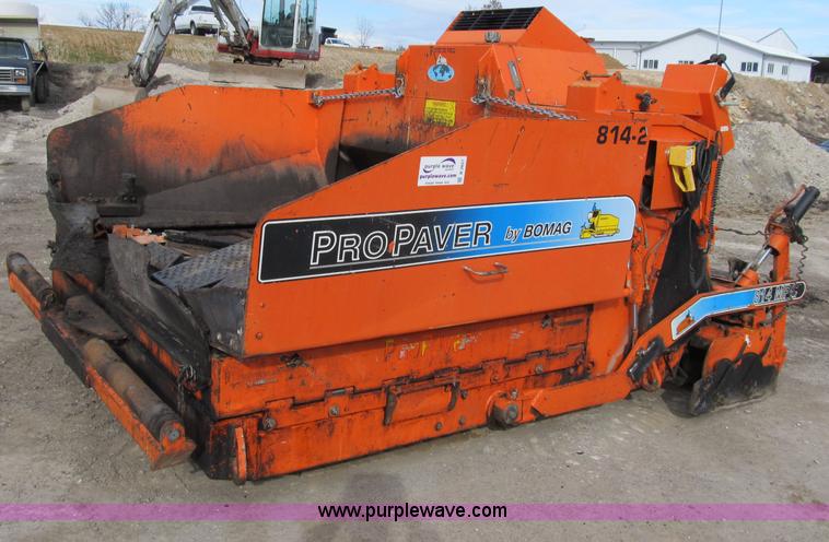 image for item B2627 2001 Bomag 814-MPC Pro-Paver