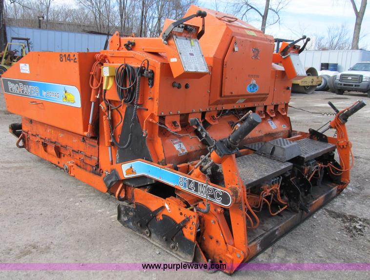 image for item B2627 2001 Bomag 814-MPC Pro-Paver