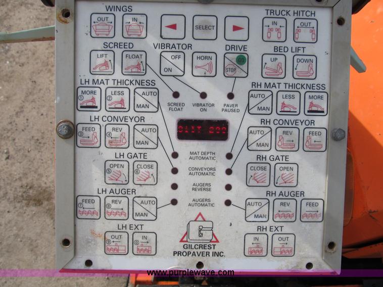 image for item B2627 2001 Bomag 814-MPC Pro-Paver