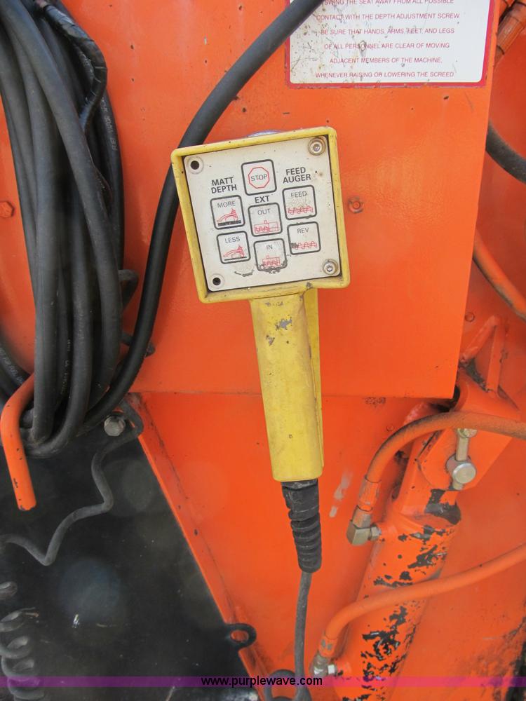 image for item B2627 2001 Bomag 814-MPC Pro-Paver