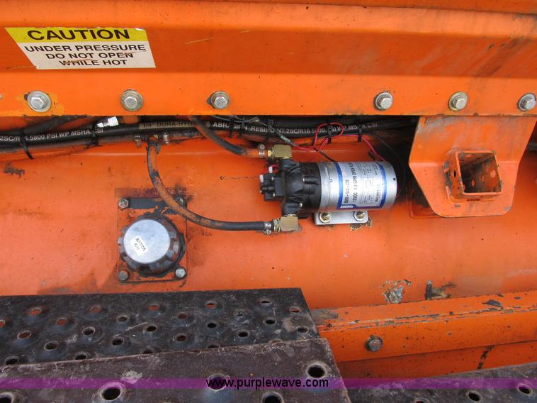 image for item B2627 2001 Bomag 814-MPC Pro-Paver