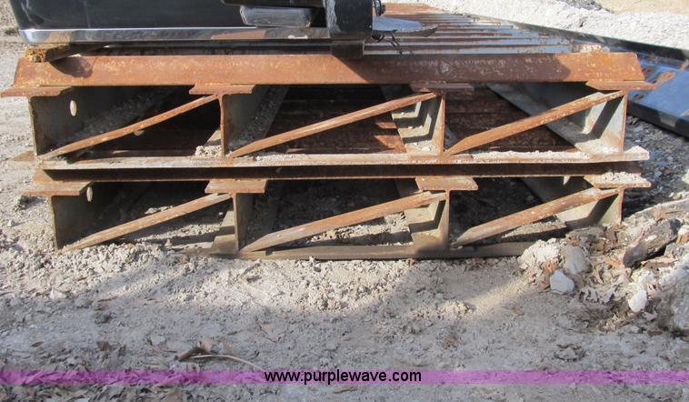 image for item B2628 (2) rumble grates