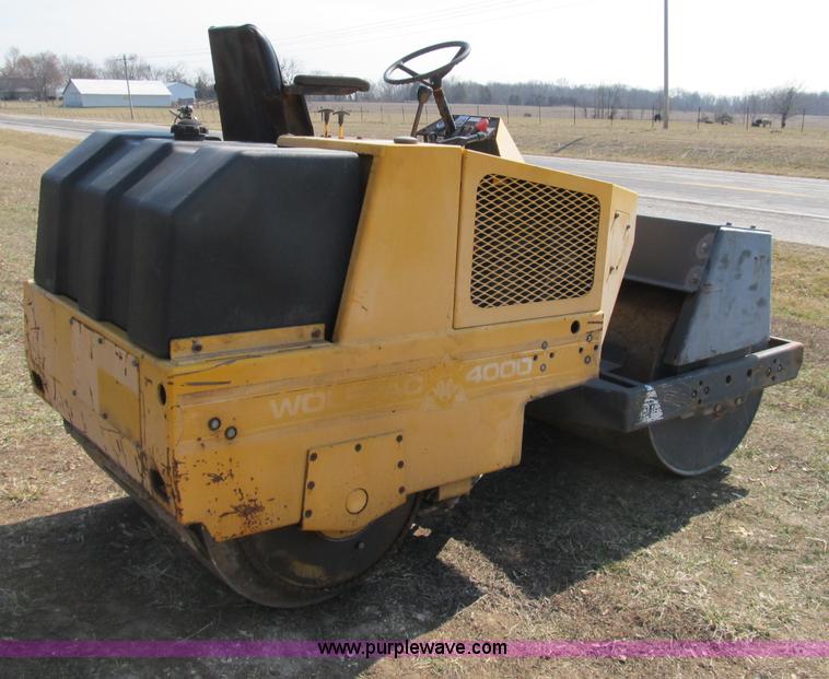 image for item B2632 2001 Stone Wolfpac 4000 double drum roller