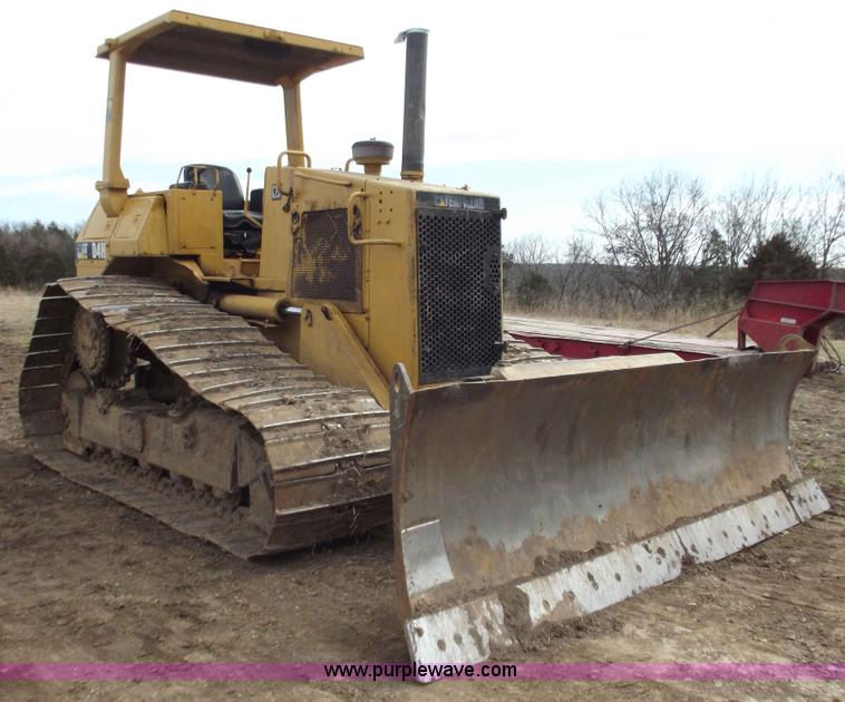 image for item B6285 1990 Caterpillar D4H dozer