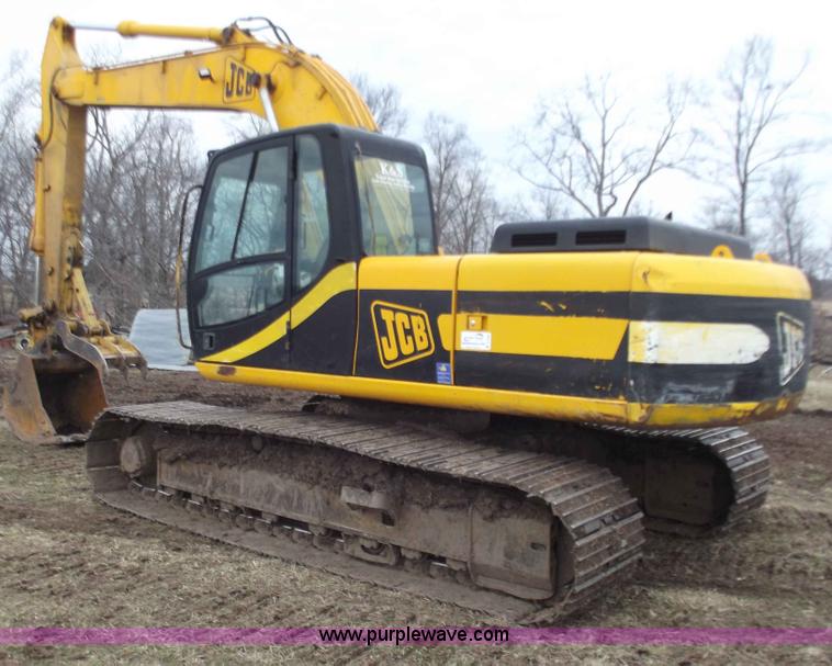 image for item B6286 2002 JCB JS220 excavator