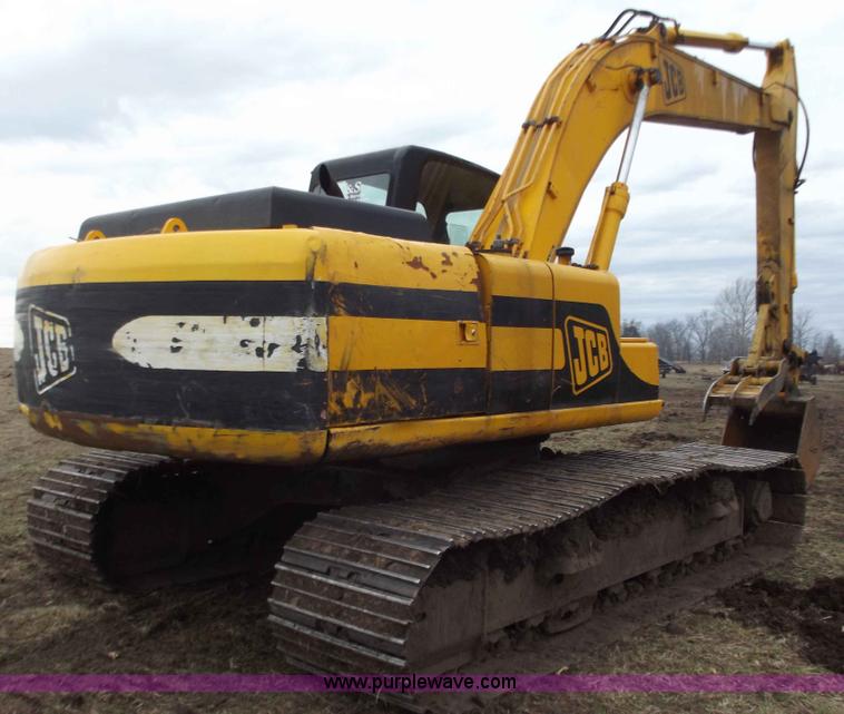 image for item B6286 2002 JCB JS220 excavator