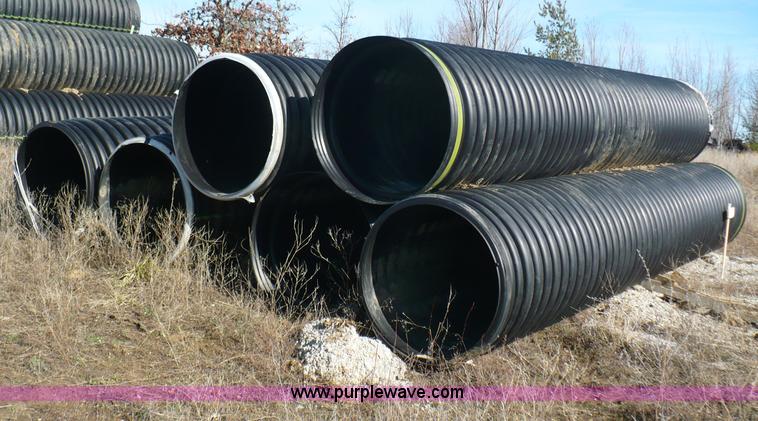 image for item B6303 (6) 36" diameter drainage pipes