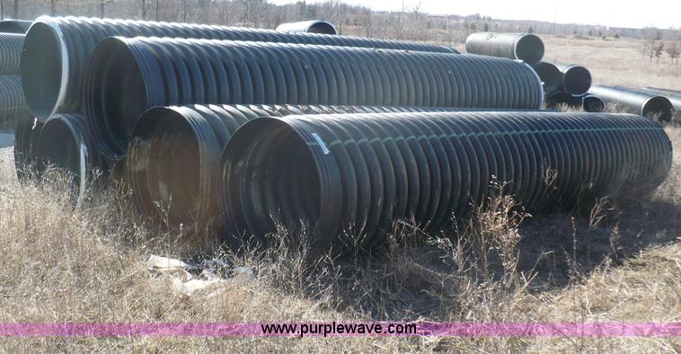 image for item B6303 (6) 36" diameter drainage pipes