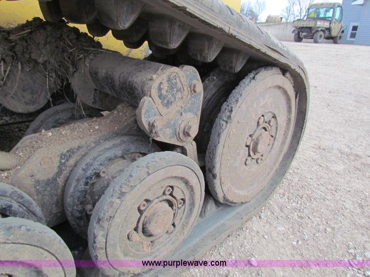 image for item B7145 2007 Caterpillar 287C skid loader