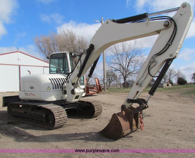 image for item B7146 2006 Terex TC125 excavator