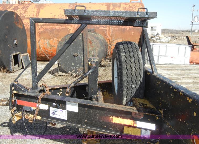 image for item C4064 2000 Redi Haul 20' triple axle flatbed trailer