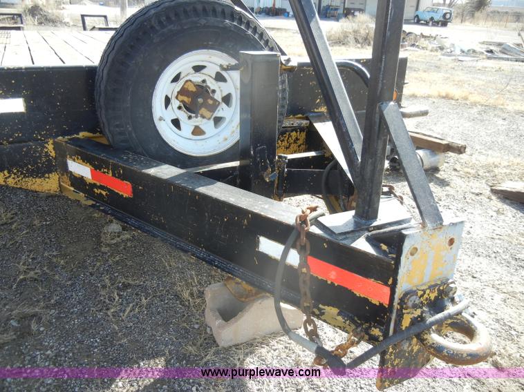 image for item C4064 2000 Redi Haul 20' triple axle flatbed trailer